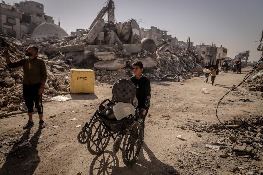 المكعبات الصفراء تتقدم ..  توسعة تطوي المسافة وتزيد الخطر