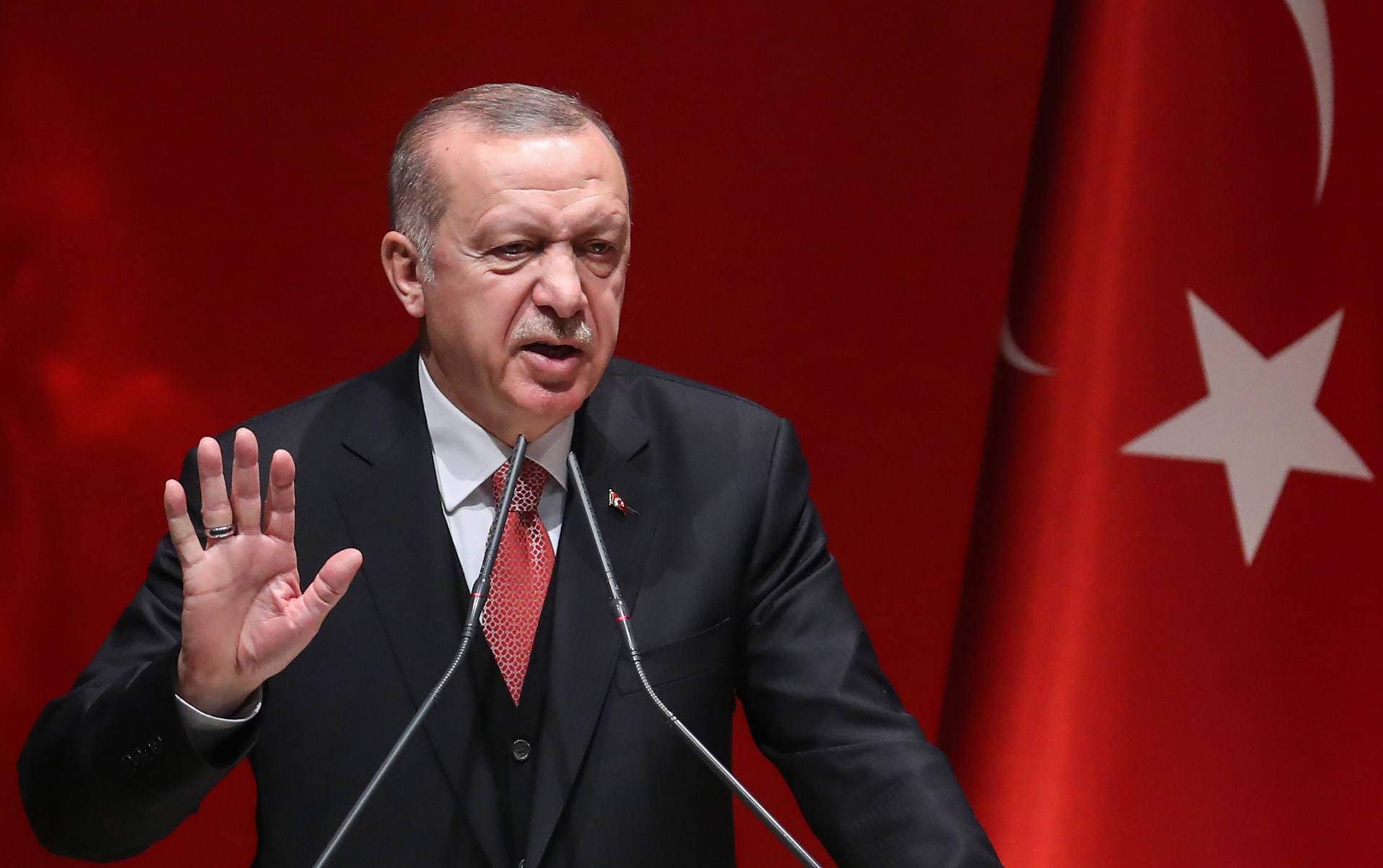 إردوغان: ترمب طلب من تركيا إقناع حماس بالموافقة على "خطة غزة"