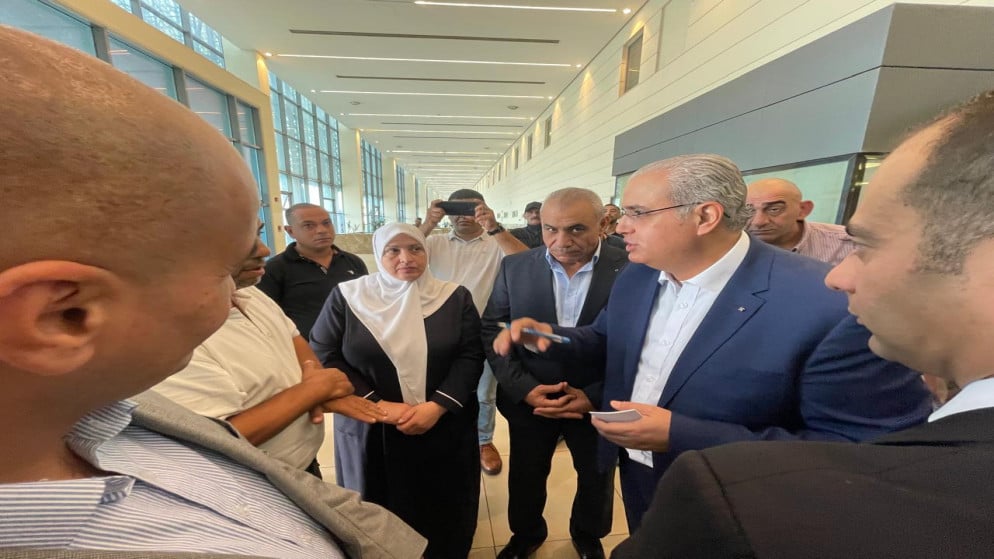 هل تنجح تحركات وزير الصحة الميدانية في معالجة ملف تأخير صور الرنين؟