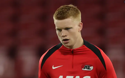 ريال مدريد وبرشلونة في حرب مفتوحة على جوهرة ألكمار