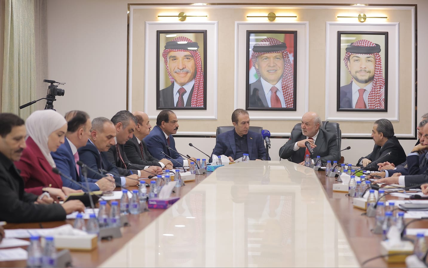 "الميثاق النيابية" تبحث مع المجلس الاقتصادي والاجتماعي ملفات الرواتب وضمان حقوق المشتركين