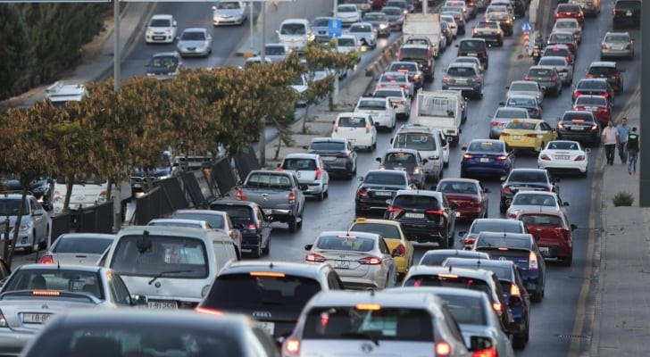 مواطنون: أزمة السير في عمان نتيجة فشل التخطيط وتضخم أعداد المركبات والحاجة لحلول جذرية