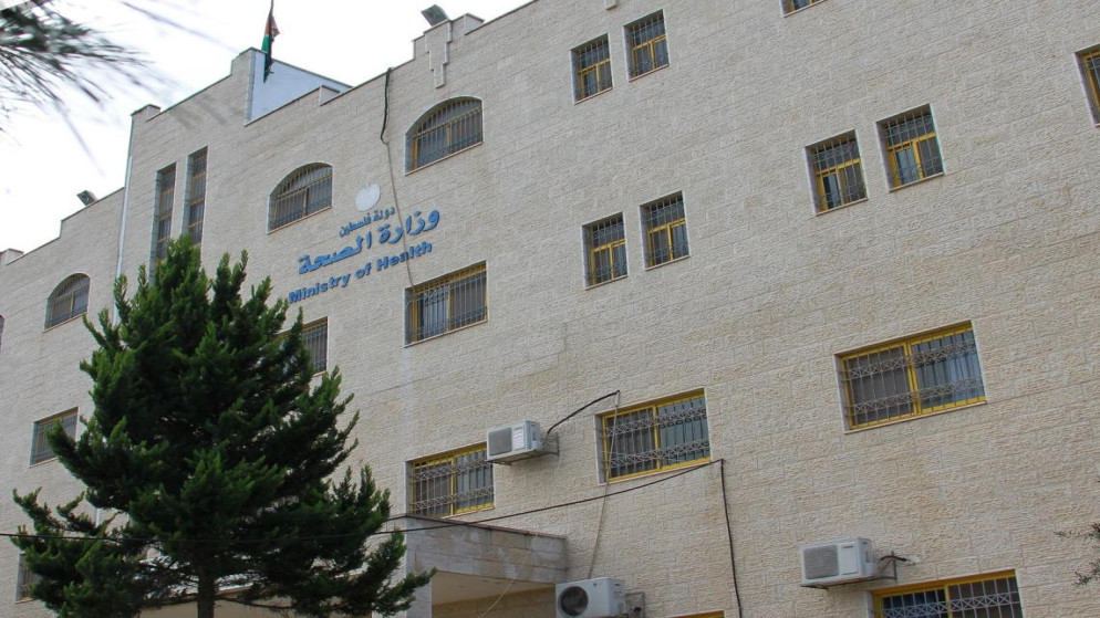 أزمة دوائية خانقة تهدد بانهيار النظام الصحي الفلسطيني