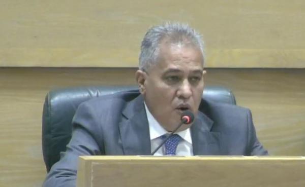 الهميسات: الدخل يتآكل والضرائب استنزافية والمواطن لا حول له ولا قوة