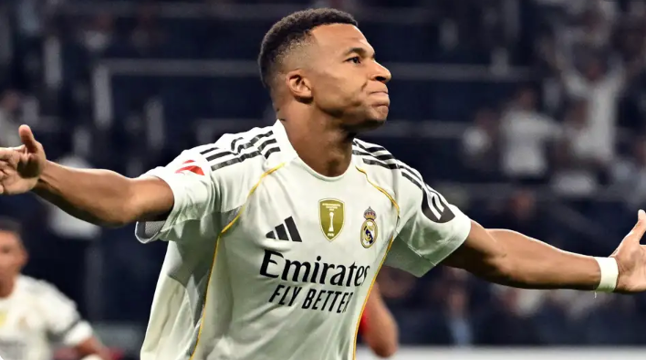 نجم ريال مدريد السابق: مبابي أفضل من ديمبلي