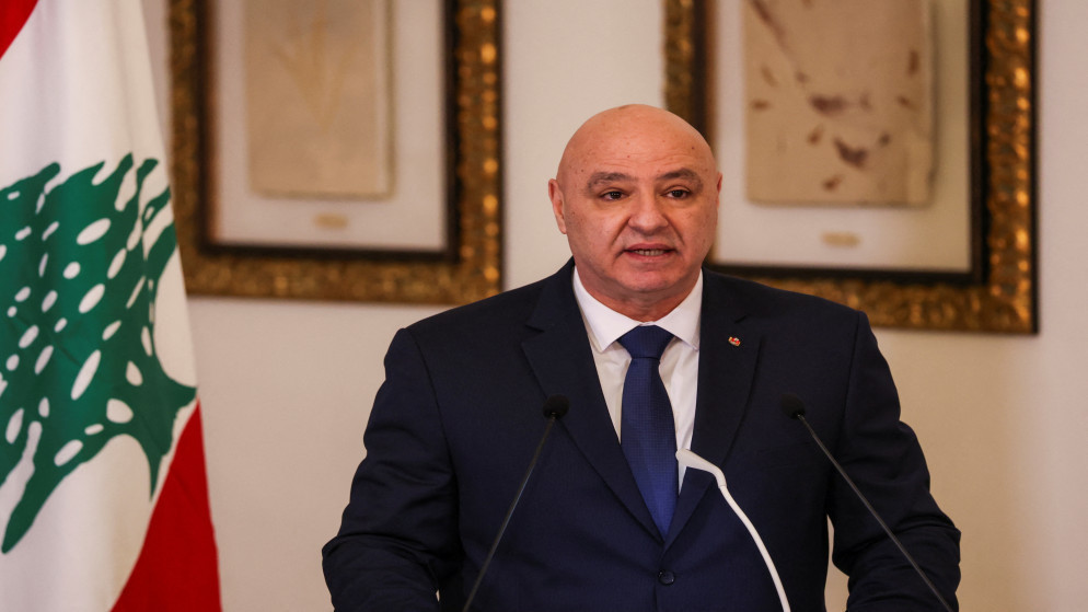 الرئيس اللبناني يقول إن إسرائيل تعيد ما فعلته بقطاع غزة في جنوب لبنان