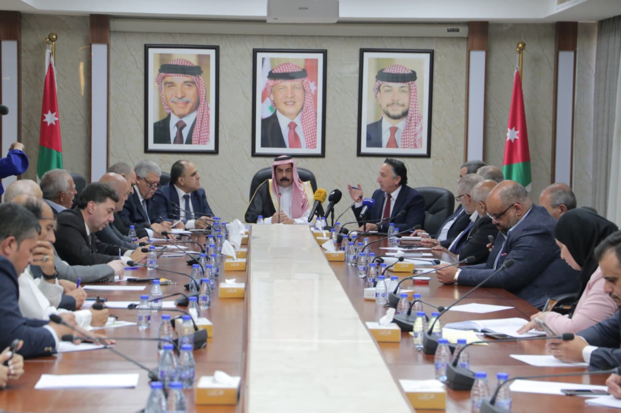 "النقل النيابية" تبحث تطوير القطاع ودعم شركات الطيران الوطنية  
