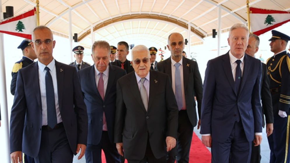 عباس يبحث مع عون أوضاع اللاجئين الفلسطينيين