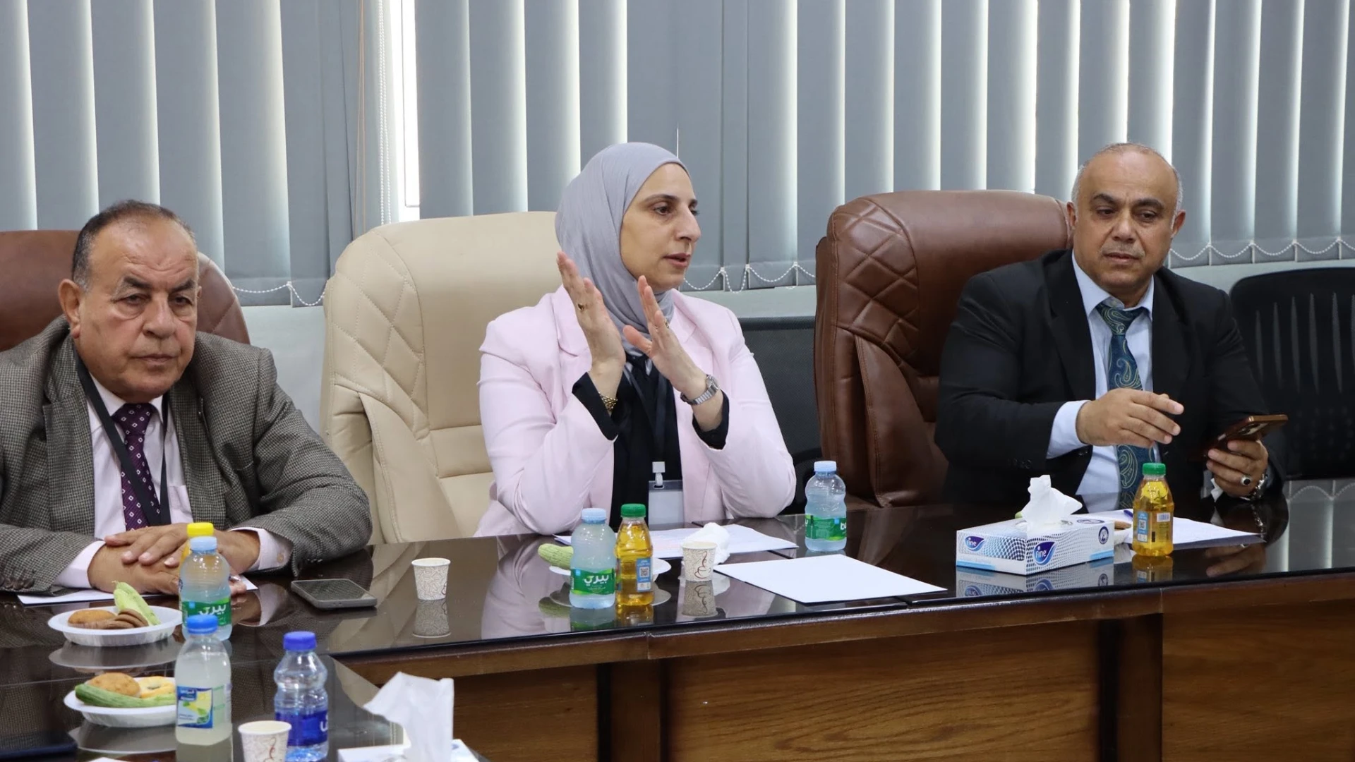 "تنفيذي الوسطية" يبحث عددا من قضايا التي تهم اللواء