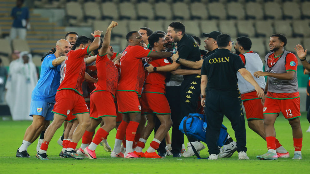 المنتخب العُماني يتأهل إلى نصف نهائي كأس الخليج 27