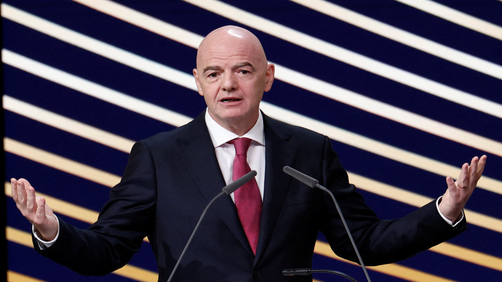 الاتحاد الهولندي يدعو إلى قمة بشأن مستقبل فيفا في أمستردام بدون إنفانتينو