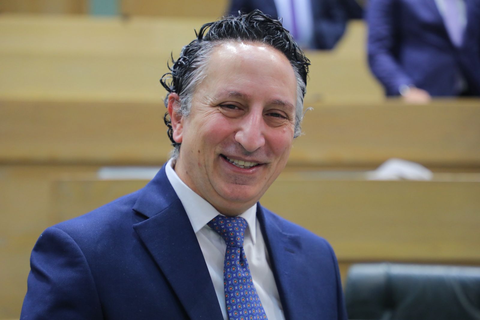 ما سرّ "ابتسامة" أبو رمان تحت القبة؟