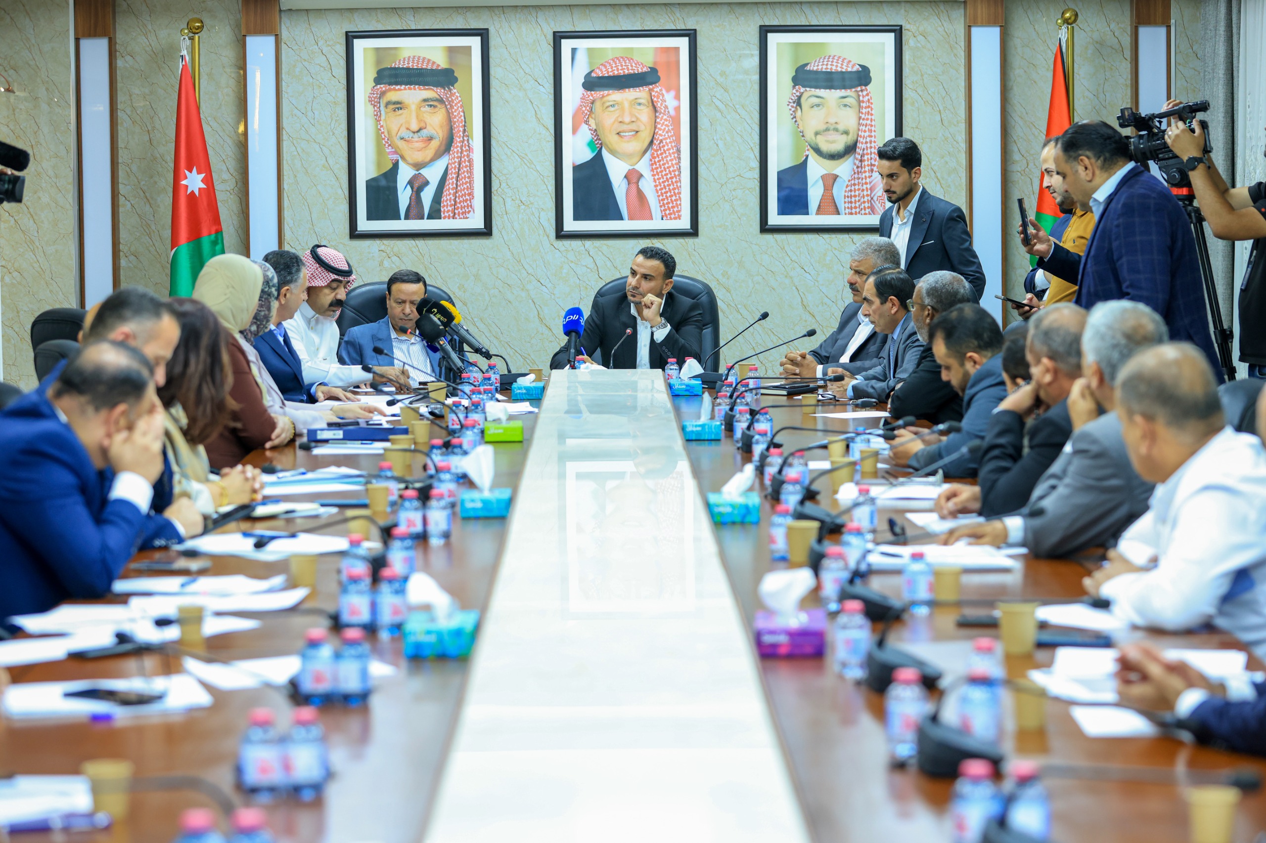 "الزراعة النيابية" تبحث حرائق المحاصيل واستيراد الحليب المجفف 