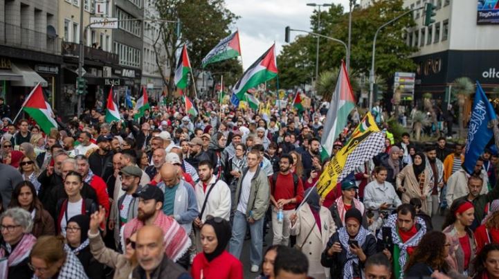 استطلاع : أغلبية الألمان يريدون الاعتراف بدولة فلسطين