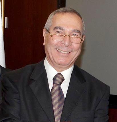 لماذا لا يشمل غلاء المعيش المتقاعدين المدنين على قانون التقاعد المدني اسوة بالمتقاعدين الآخرين ؟  