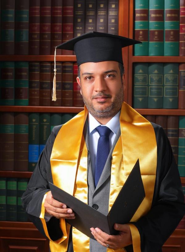 الدكتور زياد جلال الحنفي  ..  مبارك الدكتوراه
