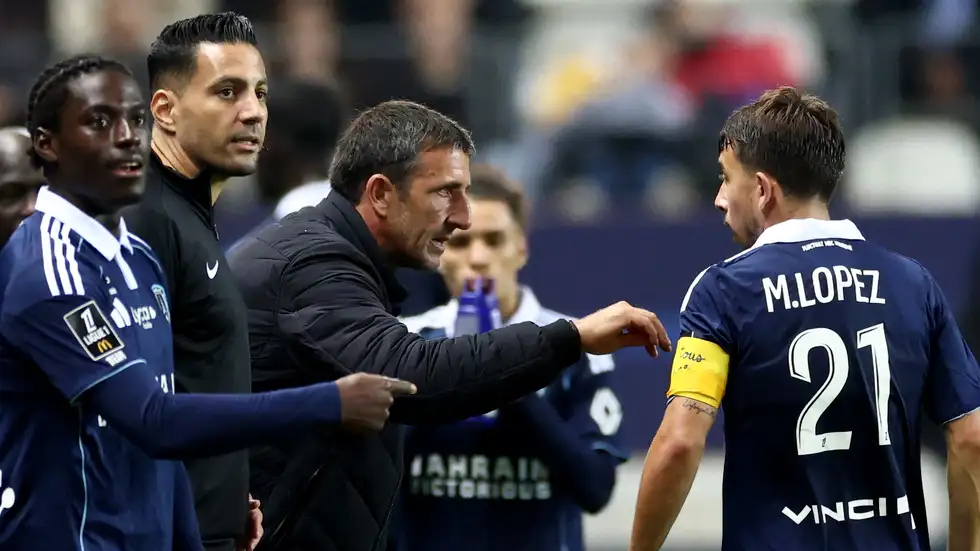 صدمة قبل المونديال ..  لاعب باريس يرفض تمثيل الجزائر