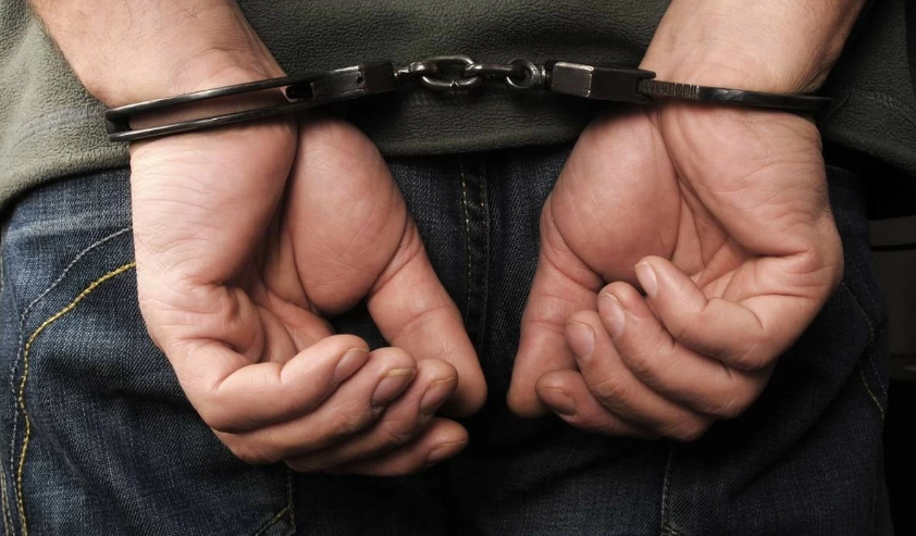 القبض على شخصين سرقا مدرسة تابعة لوكالة الغوث في عمّان