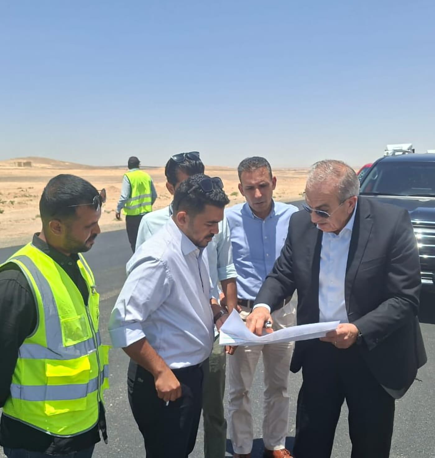 وزير الأشغال يتفقد مشاريع طرق استراتيجية في معان والعقبة ويوجه بتسريع وتيرة الإنجاز