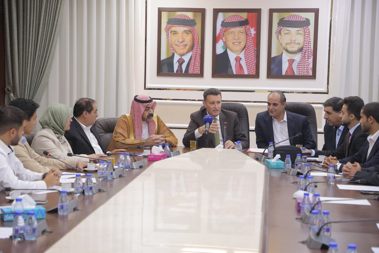 الصفدي: إشراك الشباب بصنع القرار يعزز دورهم وتمثيلهم السياسي 