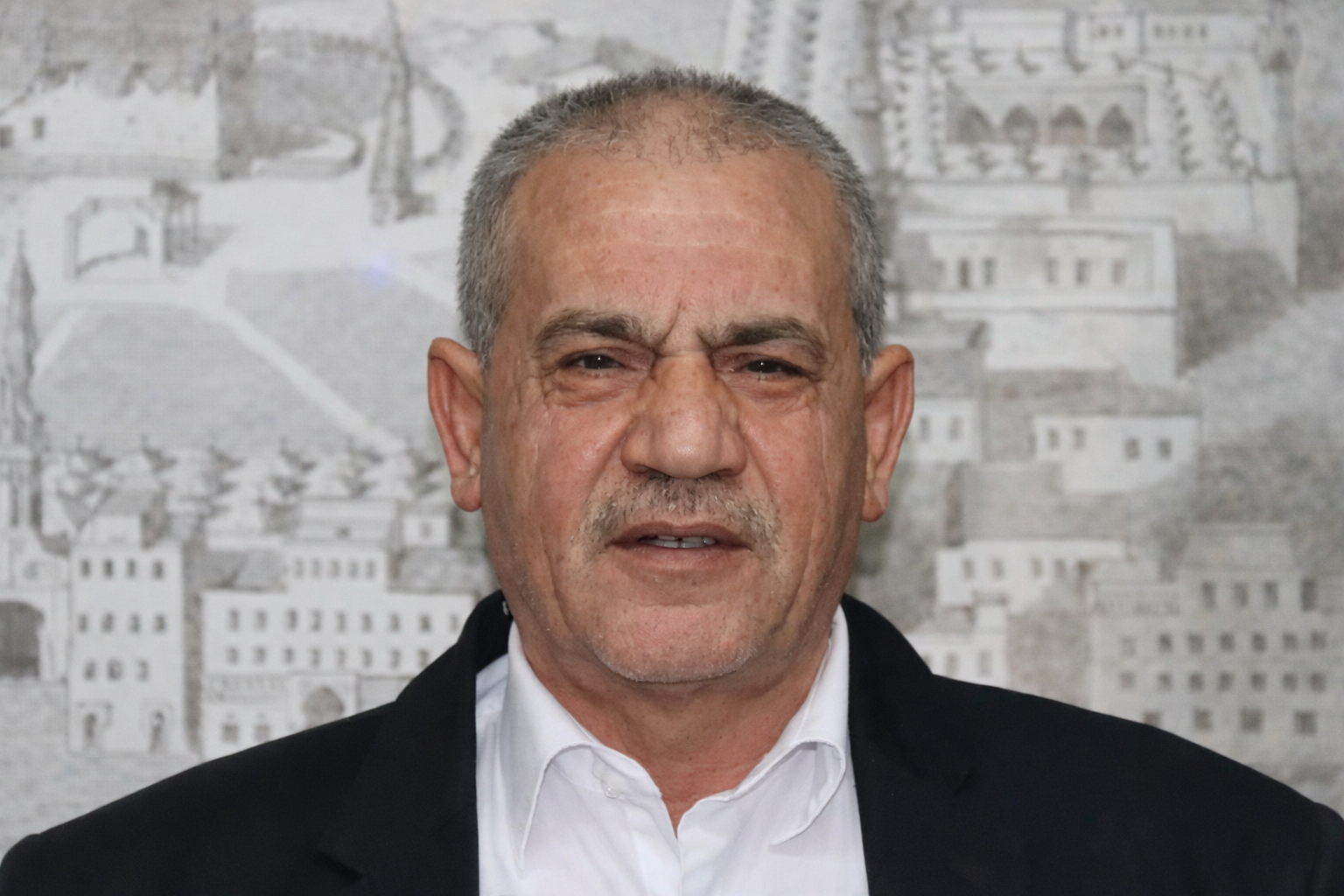 أبو مذكور : الغزيون محرومون من عمرة رمضان للعام الثالث ونطالب بتعهدات بسفر الحجاج