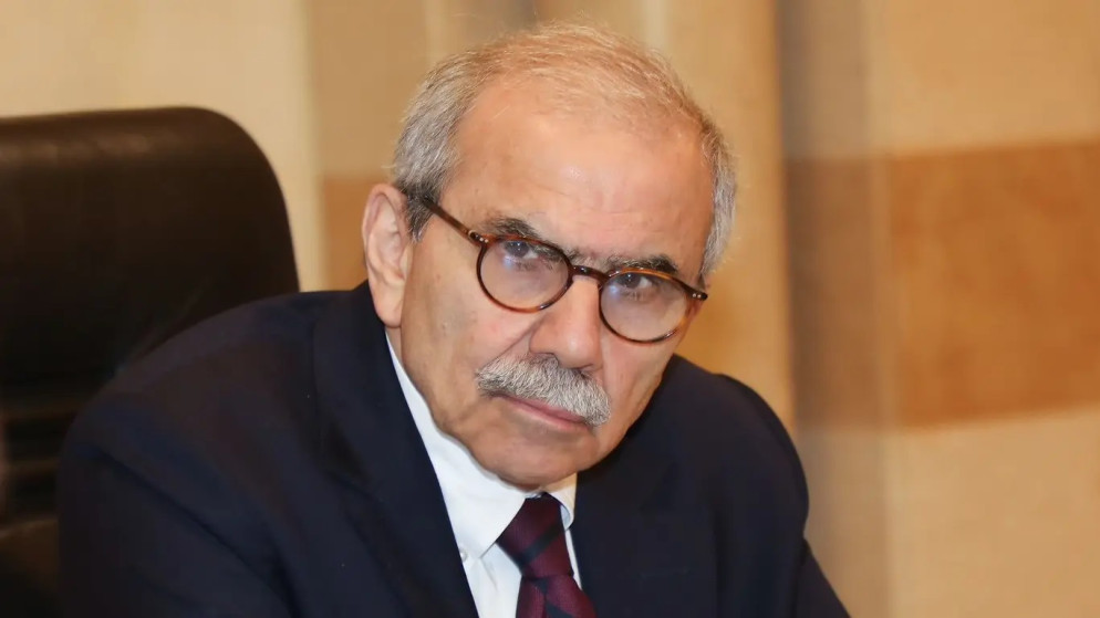 الحكومة اللبنانية تطلب من الجيش تعزيز سلطة الدولة وحصر السلاح في بيروت