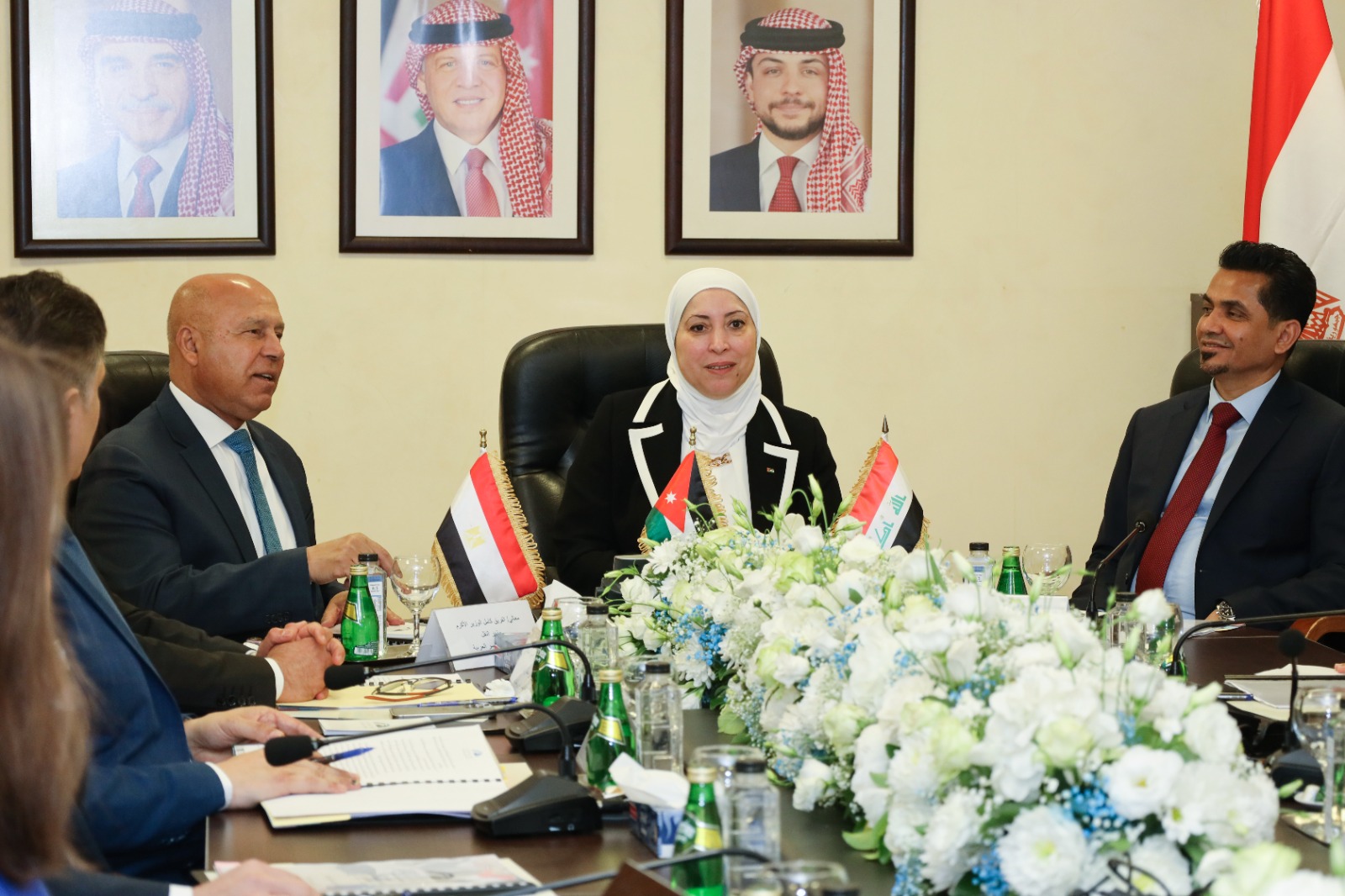 وزيرة النقل تستقبل نظيريها المصري والعراقي 