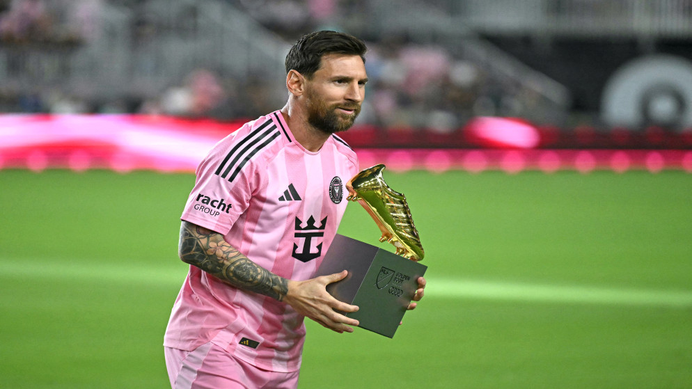 ميسي يتطلع للمشاركة في كأس العالم 2026 رغم مخاوف العمر واللياقة