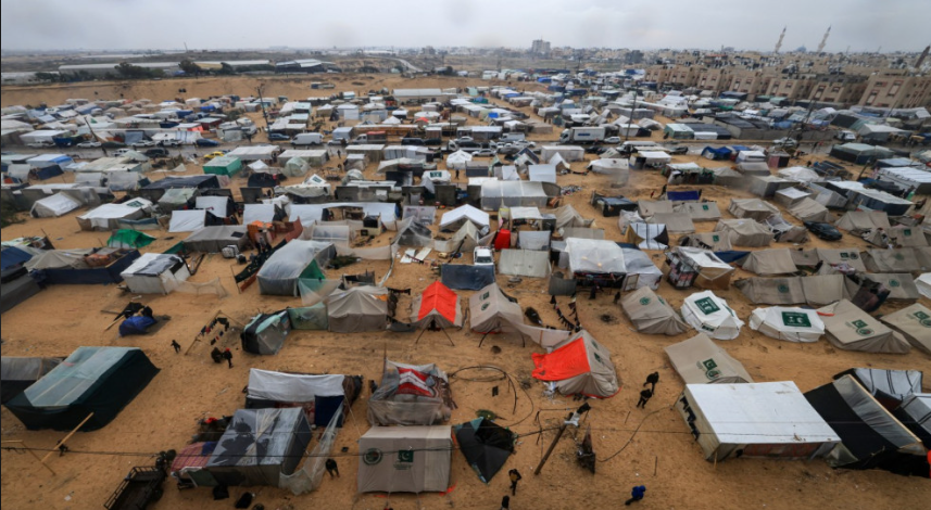 "خيام التهجير" ..  غضب واسع من مخطط إسرائيل لتهجير سكان غزة قسرا