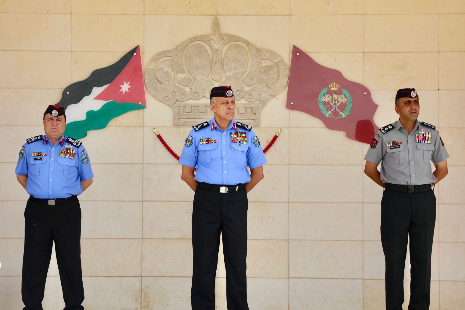 اللواء المعايطة يرعى تخريج دفعة جديدة من مستجدي الأمن العام 