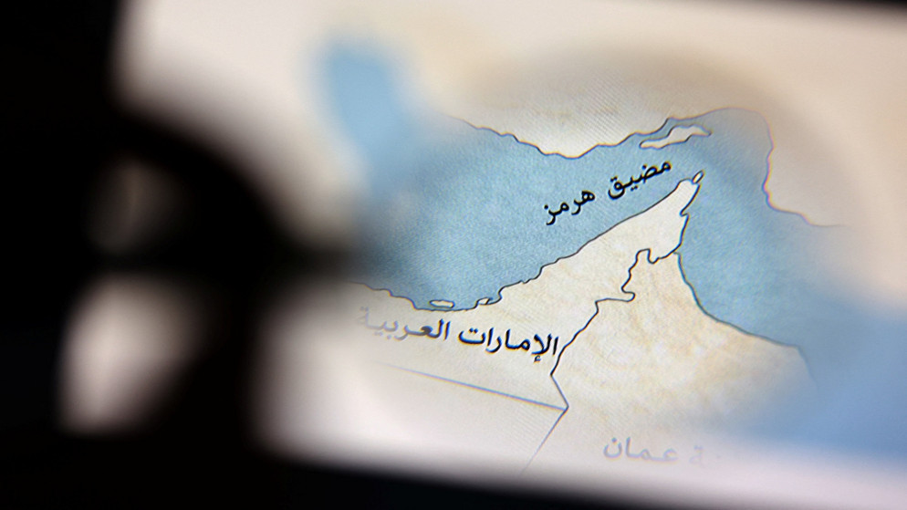 وسائل إعلام إيرانية تفيد بوقوع ضربات جوية جديدة قرب مضيق هرمز