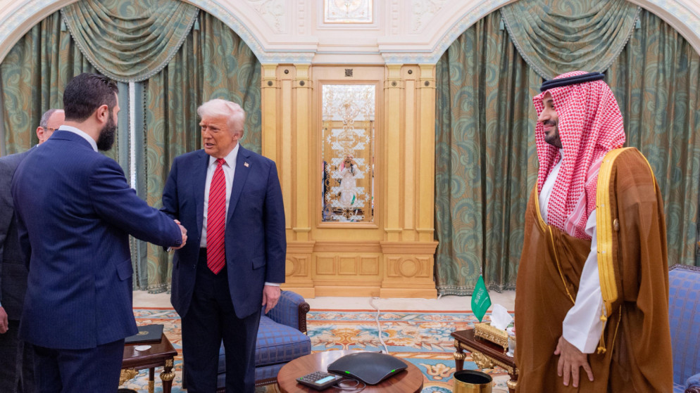 ترامب يلتقي الشرع في الرياض