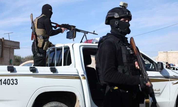 الداخلية السورية تعلن إحباط محاولة تهريب شحنة أسلحة إلى لبنان وتوقيف متورط بجرائم حرب