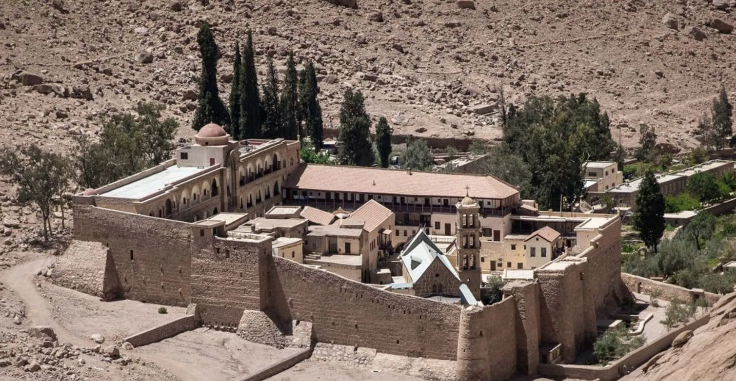 مصر لليونان: لا مساس بدير سانت كاترين