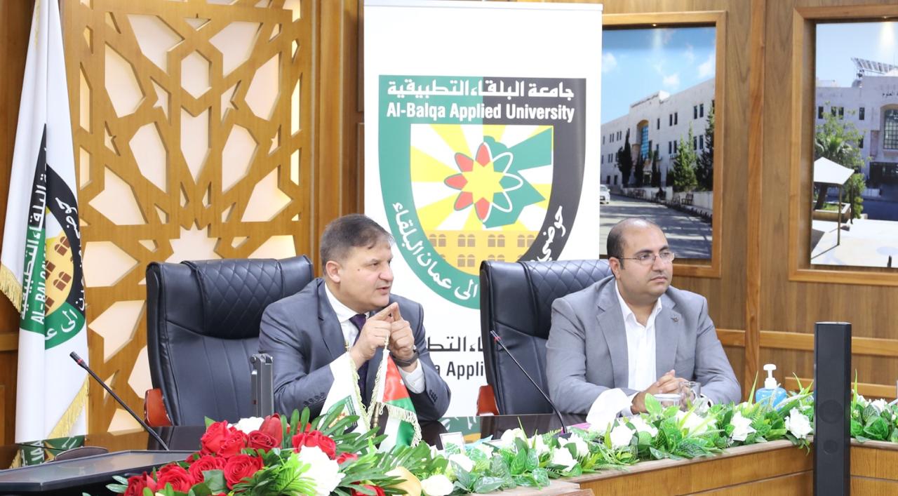 العجلوني يكرّم فرق الجامعة المتوَّجة ببطولات محلية ويؤكد دعم التميز الطلابي