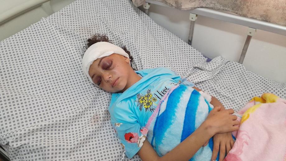 فاتنةً الغصين ..  طفلة سحقت حياتها غارةً "إسرائيليَّةً" 