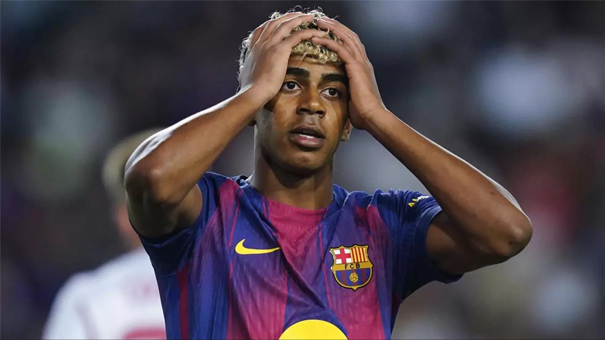 مدرب برشلونة: يامال تأثر بصافرات الاستهجان ..  والخسارة في الكلاسيكو لا تدعو للقلق