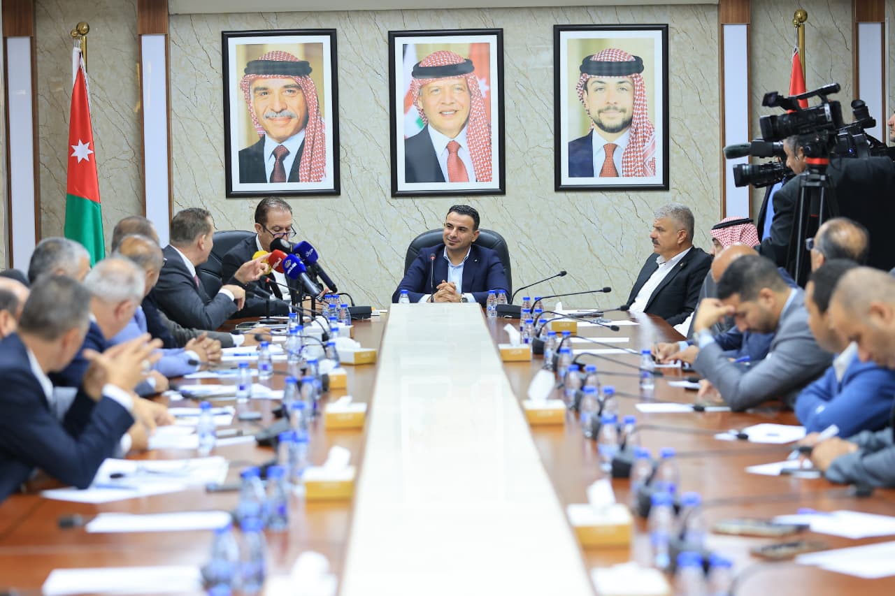 "الزراعة النيابية "تؤكد أهمية فتح أسواق خارجية للمحاصيل الزراعية وتعزيز الأمن الغذائي