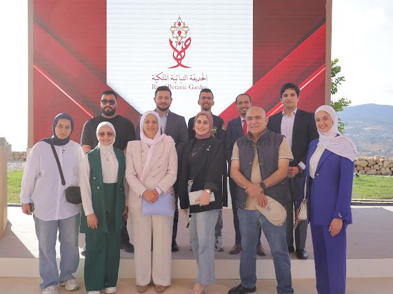 مجلس طلبة جامعة جرش يزور الحديقة النباتية الملكية و يلتقي سمو الأميرة بسمة بنت علي 