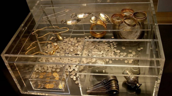 اكتشاف خامس أغلى كنز في العالم بالصدفة!