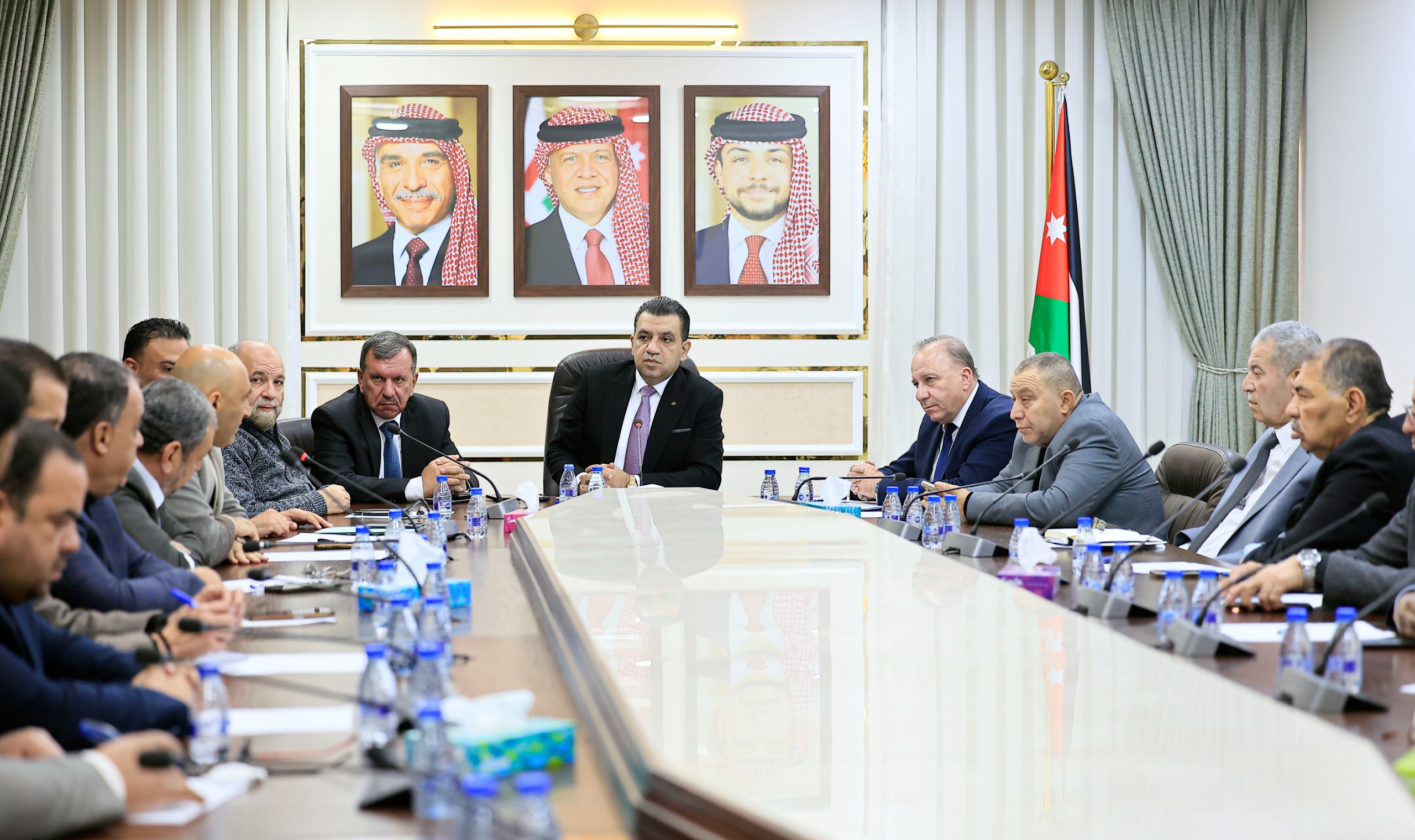 بيان مشترك صادر عن لجنة فلسطين النيابية، ودائرة الشؤون الفلسطينية، ولجان خدمات المخيمات 