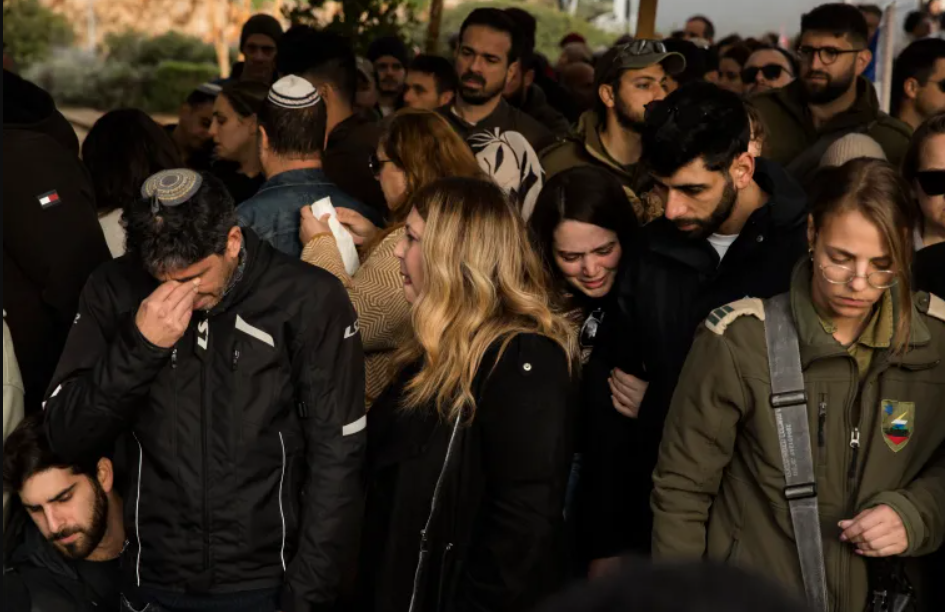 الحرب الأطول في تاريخ " إسرائيل " تتسبب بضغوط نفسية هائلة لساكنيها