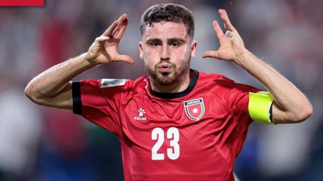 اختيار العزايزة ضمن نجوم كأس آسيا لكرة القدم تحت 23 عاما