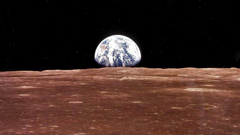 لأول مرة في التاريخ  ..  "ناسا" تزرع الحمّص في تراب القمر