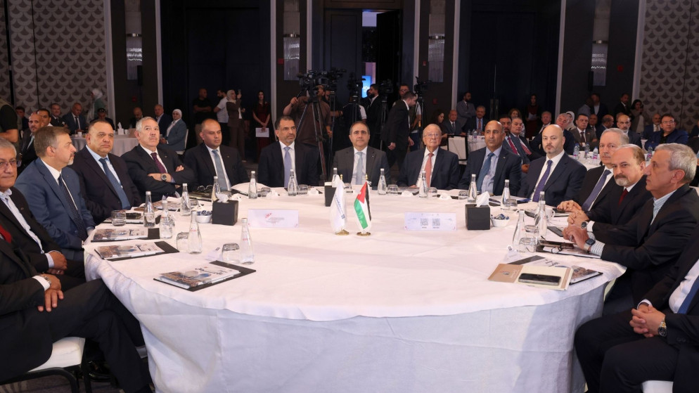 أبو غزالة خلال افتتاح مؤتمر رجال الأعمال والمستثمرين الأردنيين في الخارج: القطاع الخاص شريك رئيسي