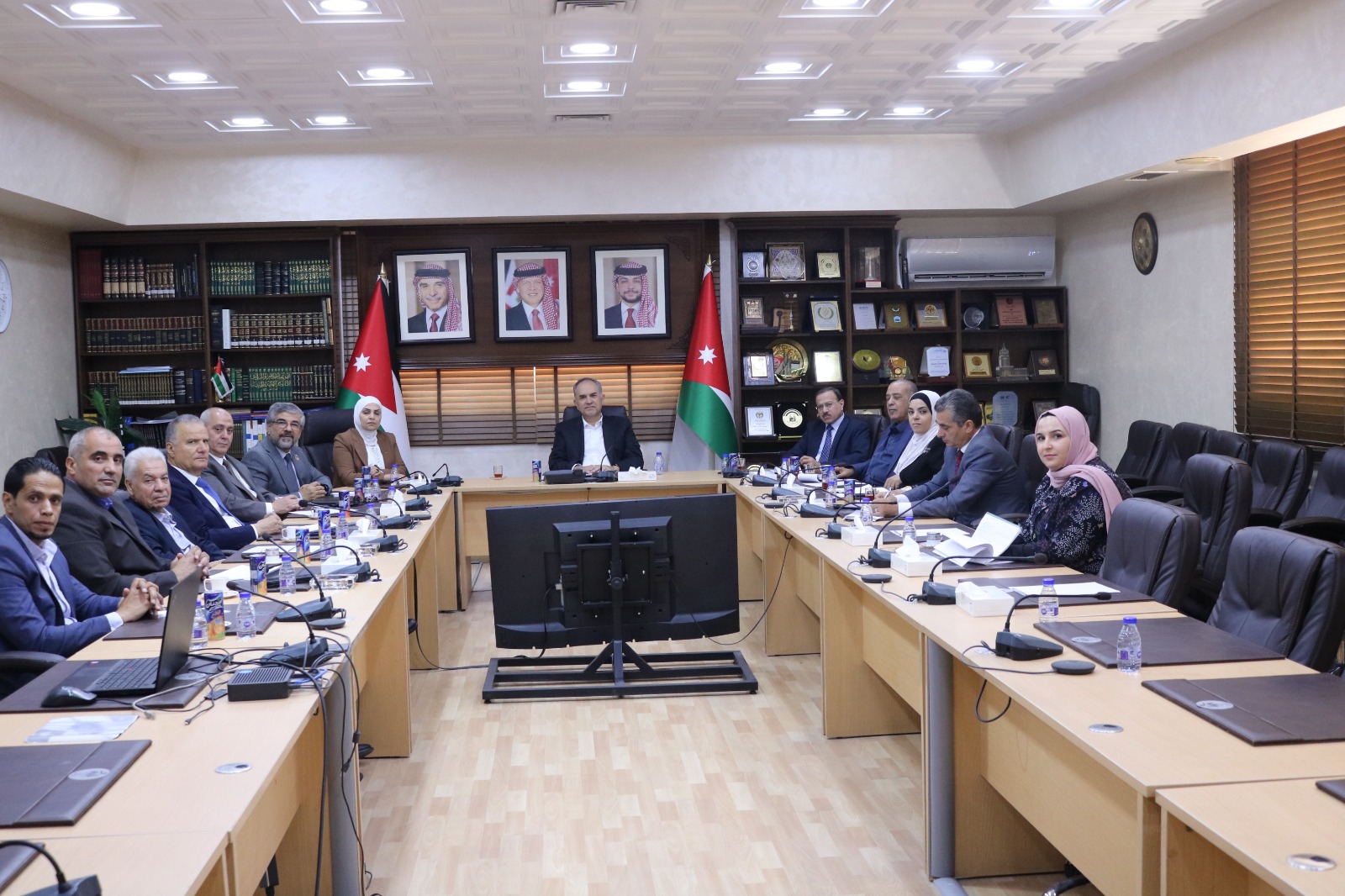 وزير العدل يلتقي رئيس واعضاء جمعيه المحاسبين القانونيين