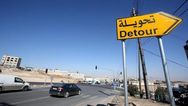 جسر الداخلية وكتف الثامن وطريق المطار  ..  تحويلات مرورية في عمّان 