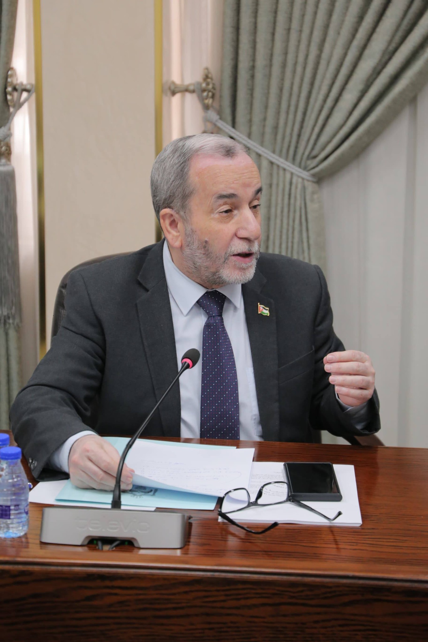 النائب مشوقة يسأل الرئيس حسان عن المديونية والعجز و الأسباب والتحديات