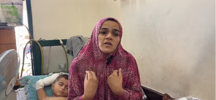 المصابة سجى تحتاج لعلاج خارج غزة