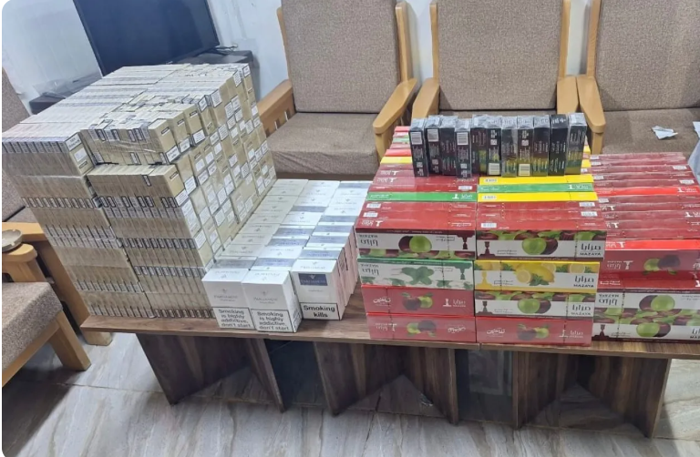 ضبط 30 ألف عبوة جوس تدخين مقلدة